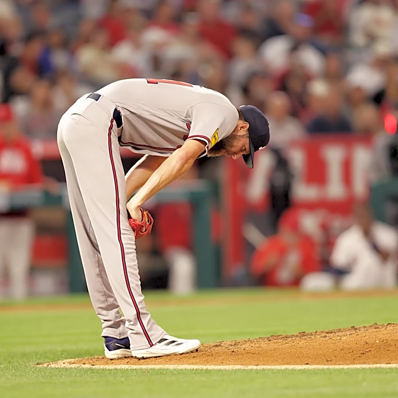 Braves News: Chris Sale Struggles in Loss, Mauricio Dubon Goes Deep, More