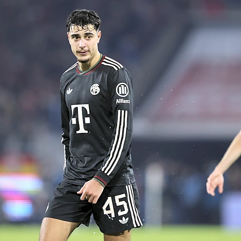 ‘On the right track’ — Aleksander Pavlović seeking the next level at Bayern Munich