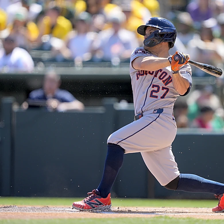Crawfish Boil: Espada’s Miscalculation, Altuve’s Milestone, Cam’s Blast, Job Perks & More