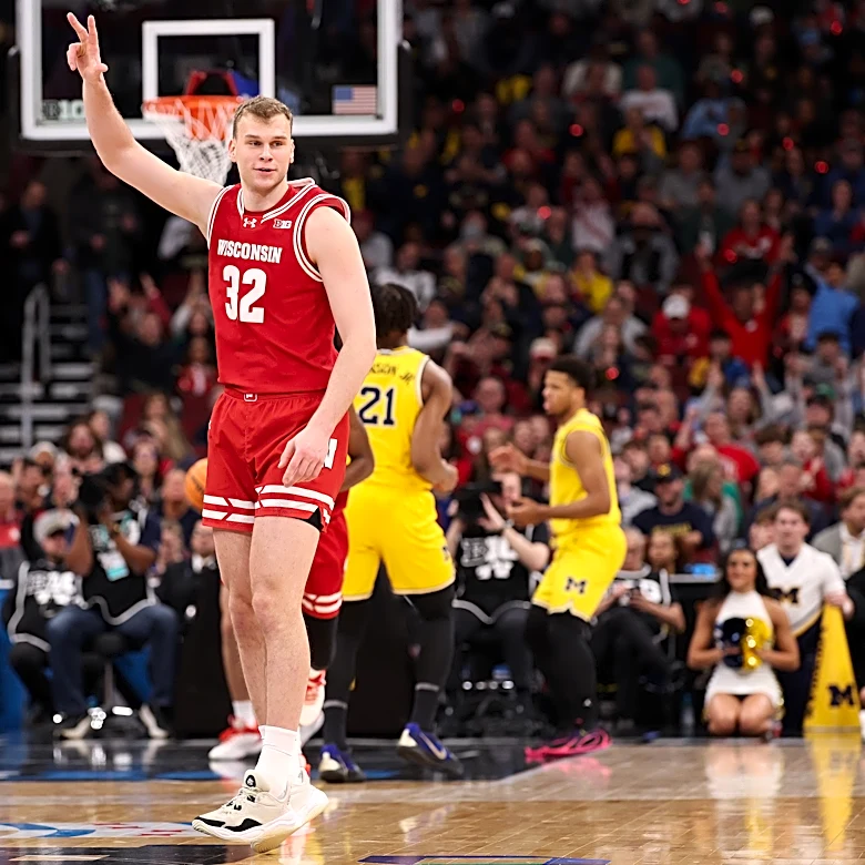 Badgers standout freshman to enter transfer portal