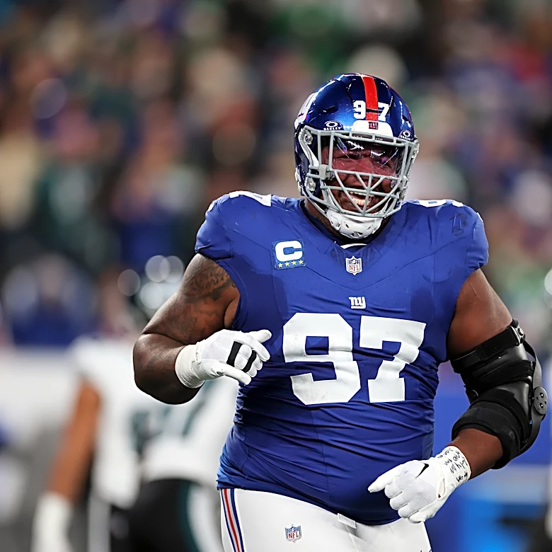 Survey: Should the Giants trade Dexter Lawrence?