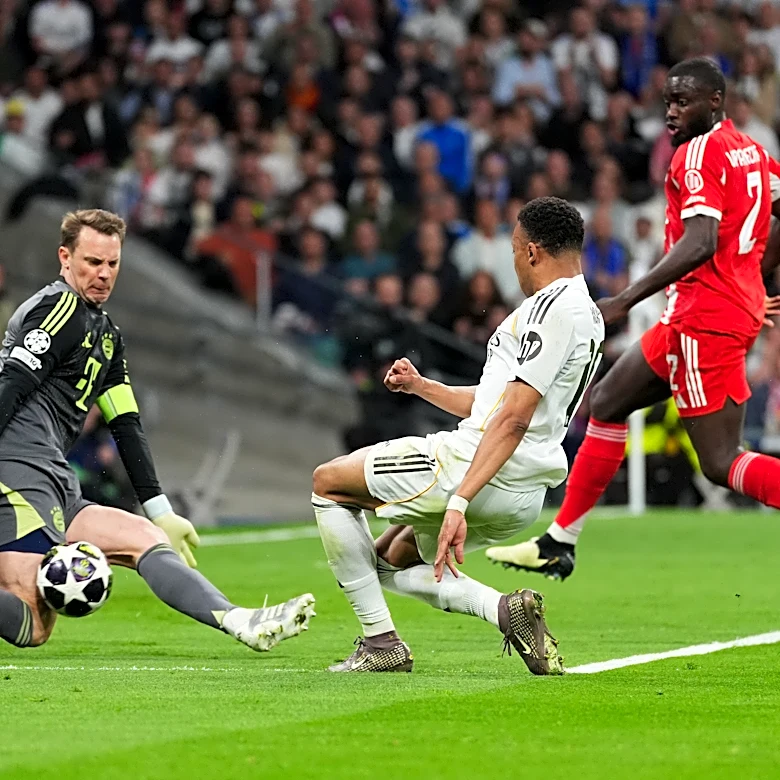 Bayern Munich’s Manuel Neuer proves age is just a number following star performance vs. Real Madrid
