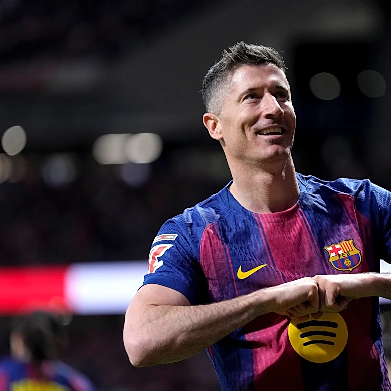 Robert Lewandowski could make or break Barcelona’s Champions League hopes