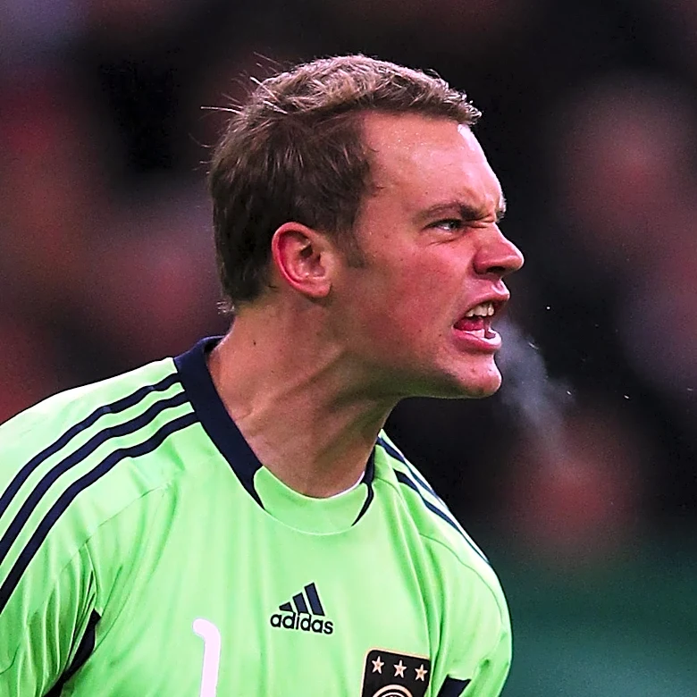 Manuel Neuer reacts with annoyance at yet another question to 2026 World Cup participation
