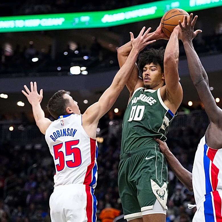 Milwaukee Bucks vs. Detroit Pistons Preview & Game Thread: Comfortably numb