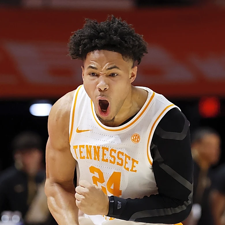 Troy Henderson changes decision, will return to Tennessee