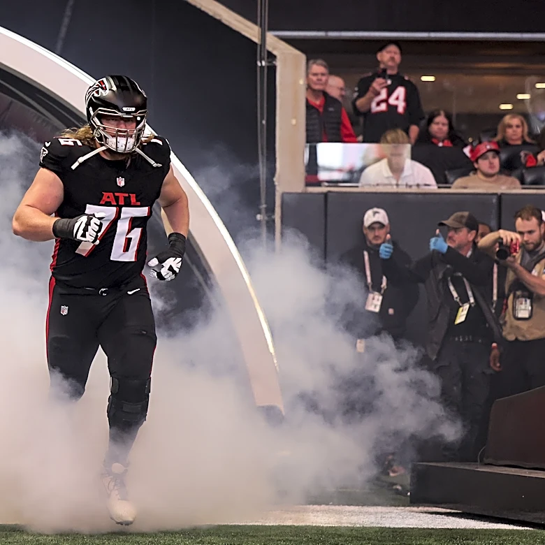 Falcons right tackle Kaleb McGary retires