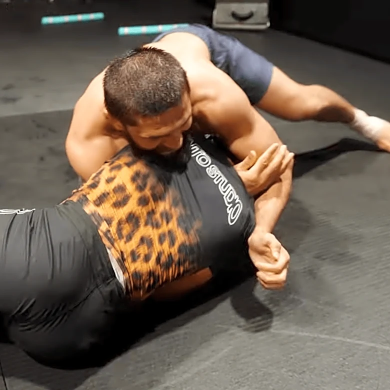 Video: Khamzat Chimaev taps out Demetrious Johnson in 47 seconds during grappling session