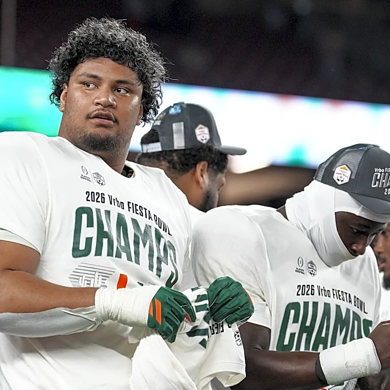 Top Dolphins target heads for medical recheck before 2026 NFL Draft