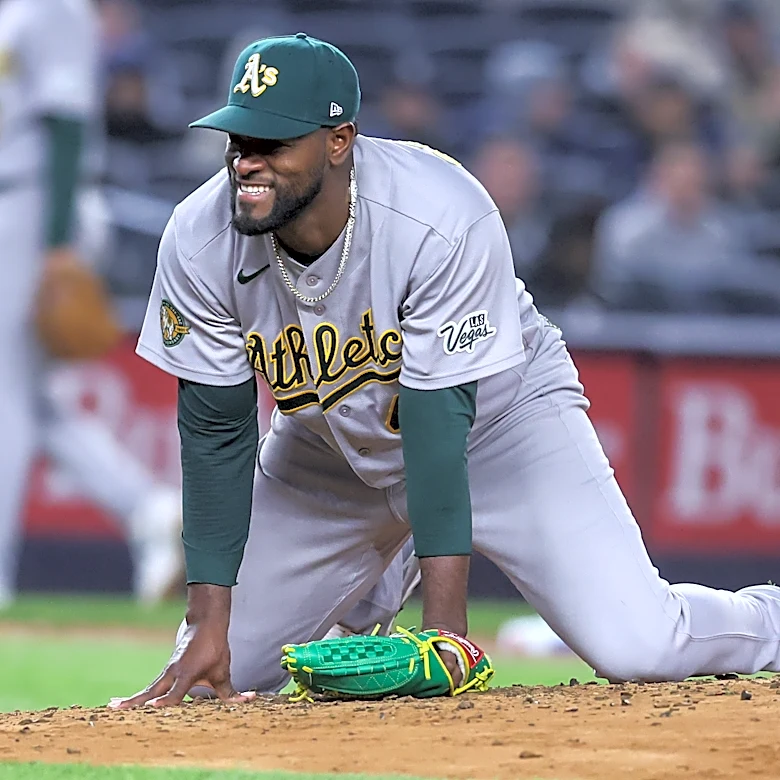 Yankees can’t put Athletics away early, lose late