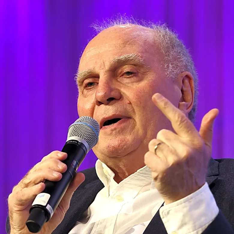 Bayern Munich News: Who is the mystery man behind FC Bayern’s youth movement?