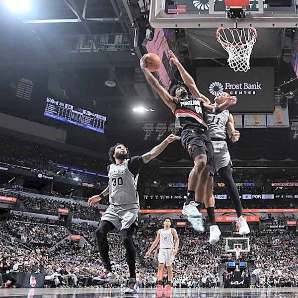Blazers Miss Big Opportunity, Lose to Spurs