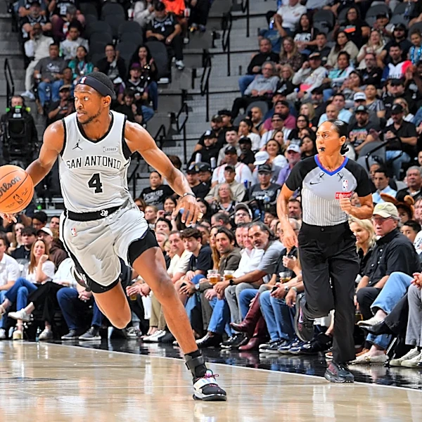 Spurs down Blazers 112-101 behind balanced attack