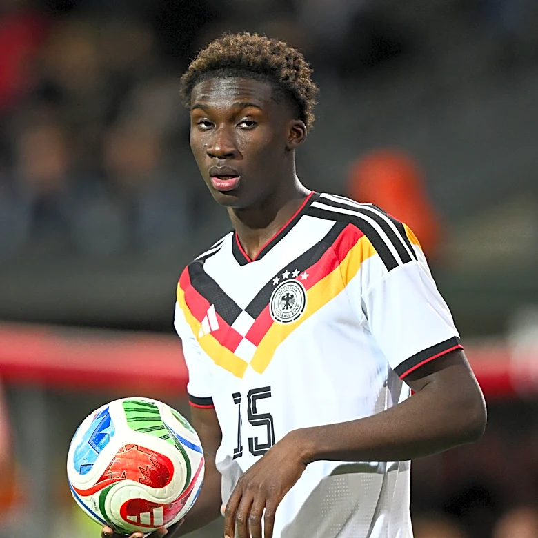 Chelsea ‘enter race’ for highly rated teenage center back Karim Coulibaly — report