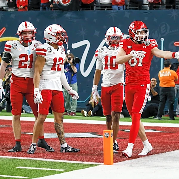 2 Michigan Football transfers give an inside look at the program