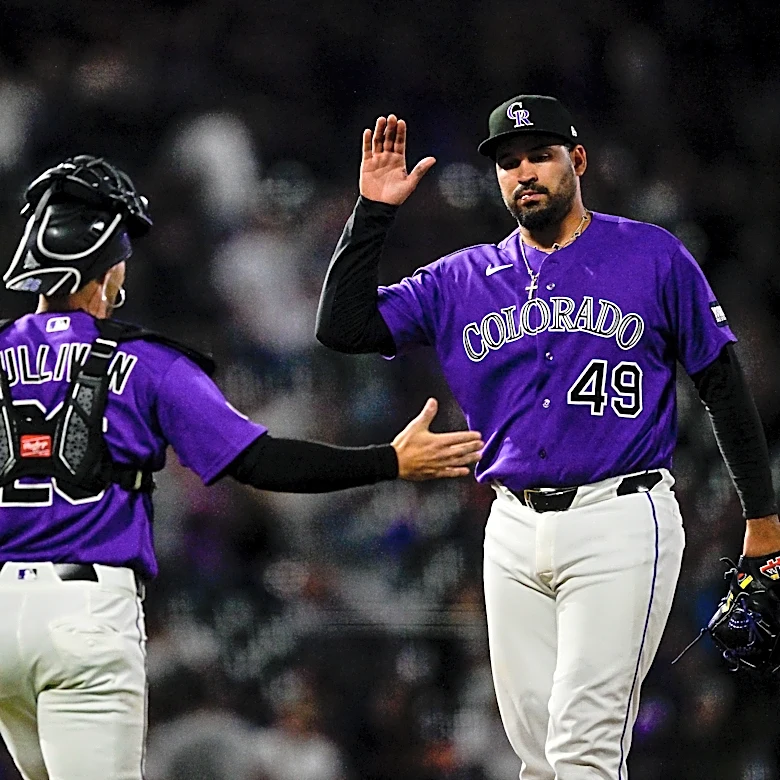 Senzatela is thriving in the bullpen