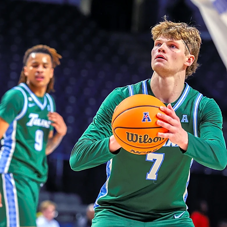 Indiana men’s basketball transfer portal target: Tulane guard Rowan Brumbaugh