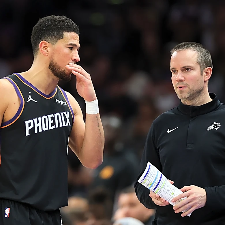 A month by month breakdown of the Phoenix Suns