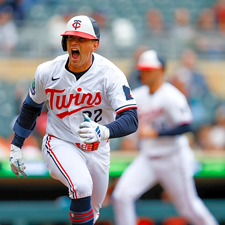 Twins 3, Tigers 1: Brooks Lee saves the day