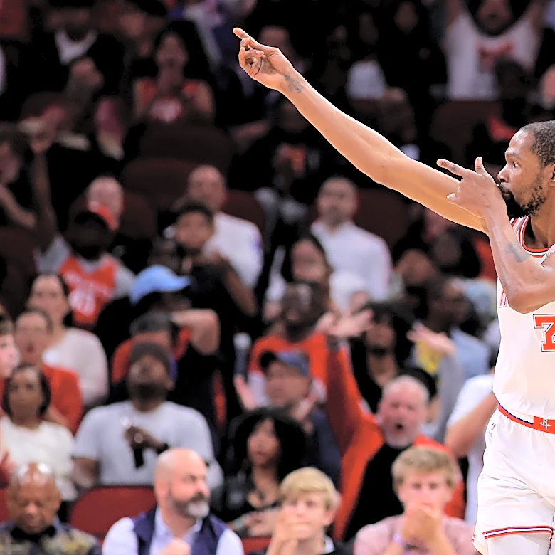 Rockets avoid 4th quarter collapse, defeat the Sixers 113-102