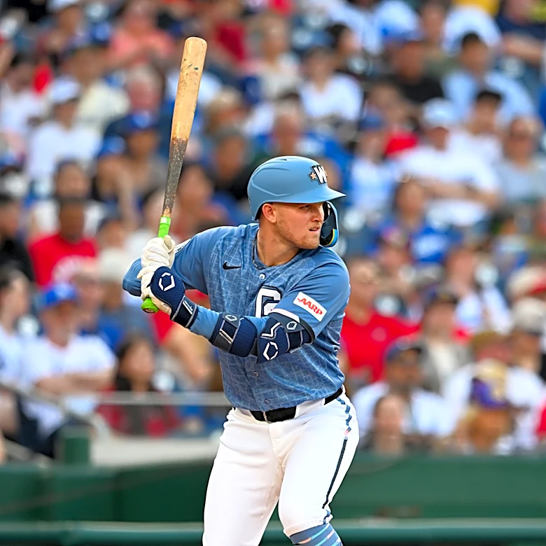 Have the Washington Nationals found something in Curtis Mead?