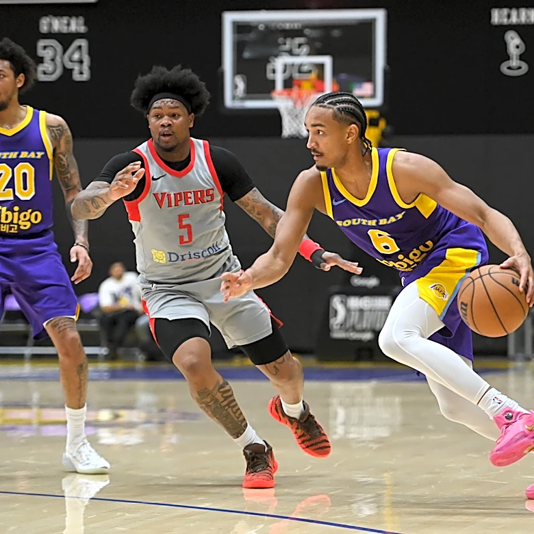 Lakers waive Kobe Bufkin, expected to make signing over weekend