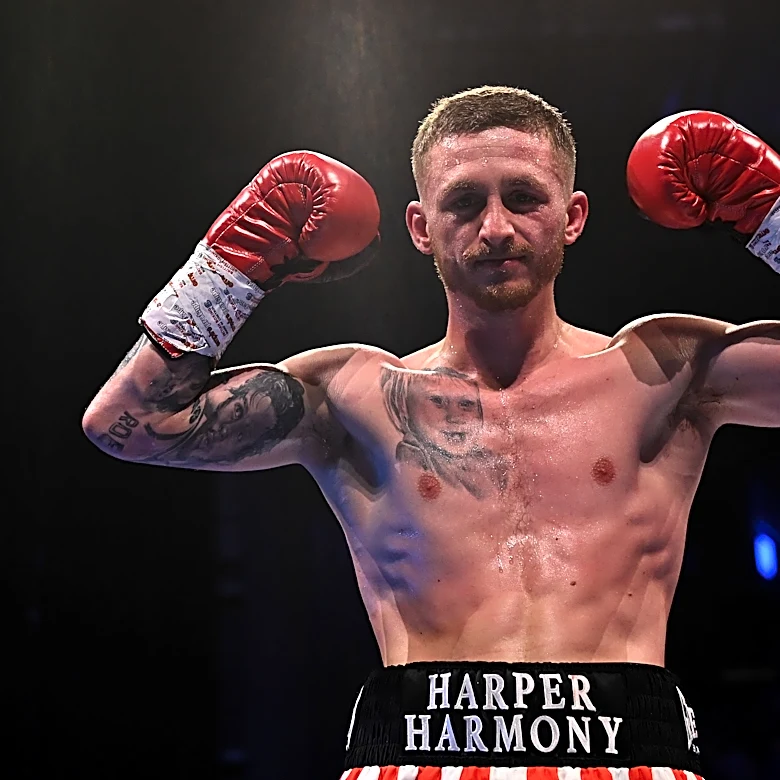 Ryan Garner vs Michael Magnesi headlines June 20th Queensberry show in Southampton