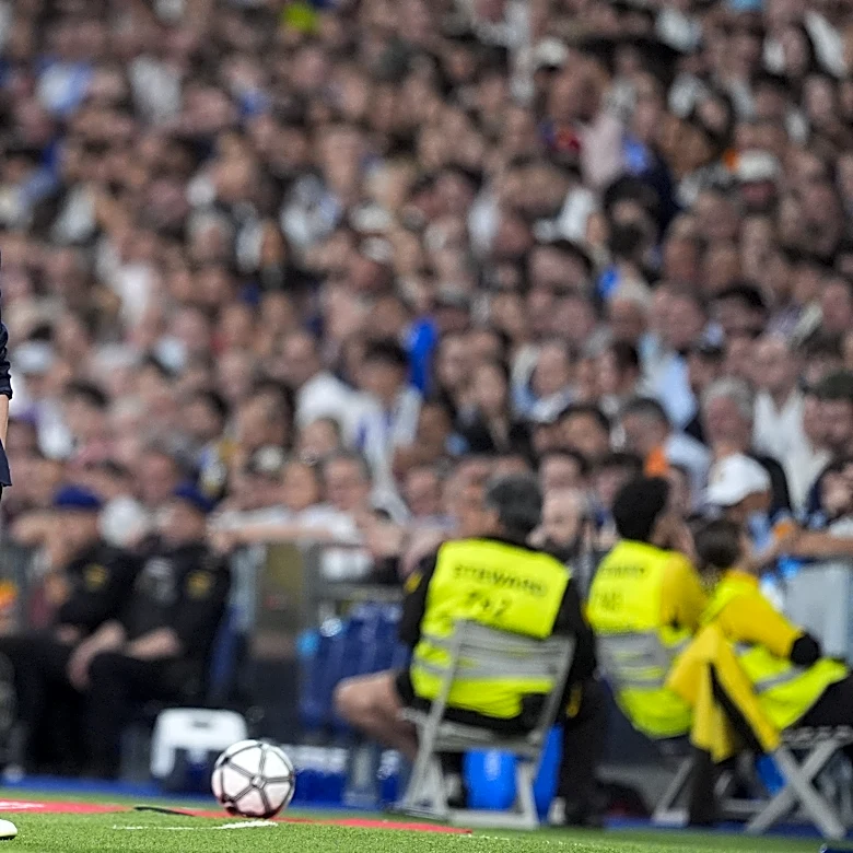 Alvaro Arbeloa: “It’s a penalty here and on the moon”