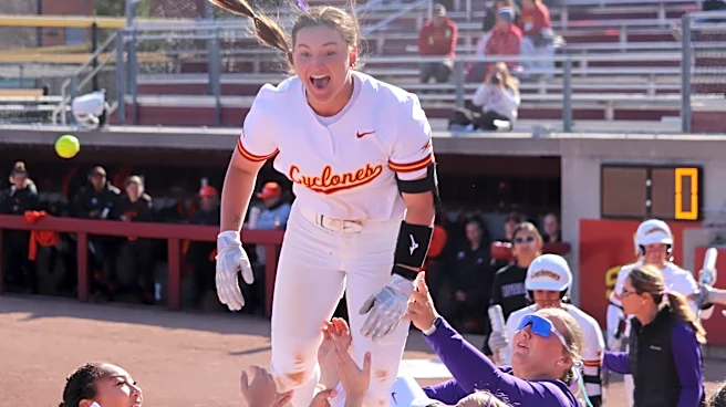 Cyclones, No. 19 Cowgirls split doubleheader
