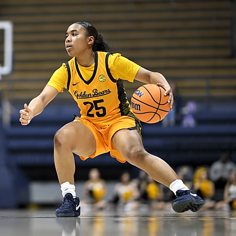 Arizona women’s basketball gets commitment from 2025 McDonald’s All-American Aliyahna ‘Puff’ Morris