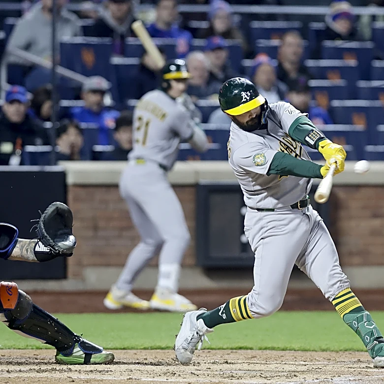 A’s Win Third Straight, Beat Mets 4-0