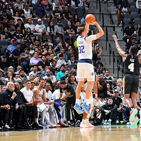 Player Grades: How the Mavericks fared in a 139-120 loss at the San Antonio Spurs