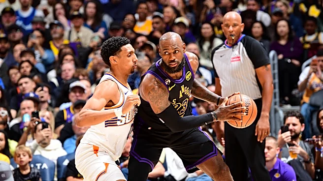 LeBron James leads Lakers to win over Suns