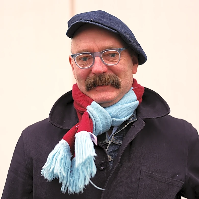 Saturday Premier League Open Thread