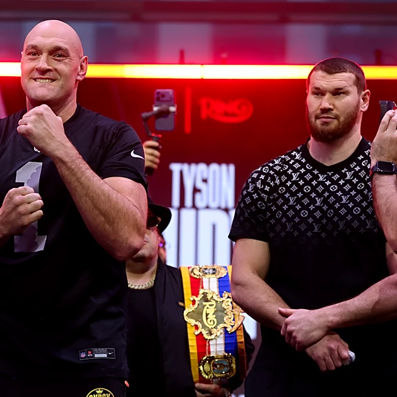 Fury vs. Makhmudov start time, full fight card details on Netflix