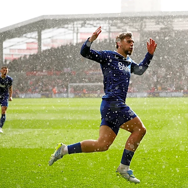 Brentford 2-2 Everton: Match Report & Instant Reaction | Beto & Dewsbury-Hall score in rescue act
