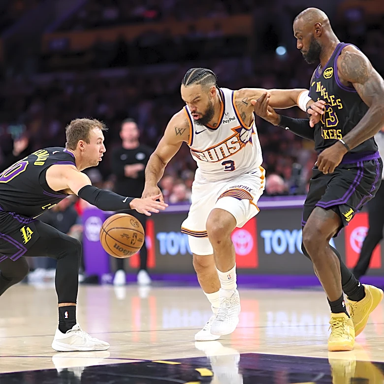 How Lakers improved defense fueled win over the Suns