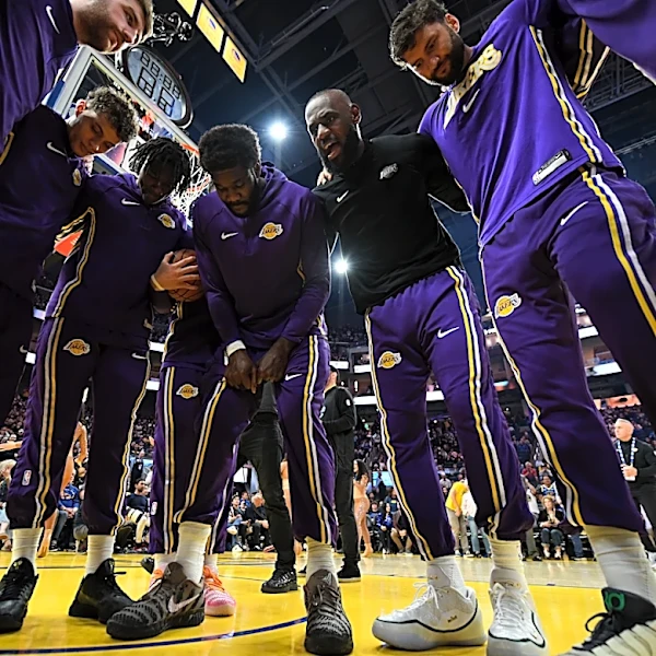 What are the Lakers’ playoff seeding scenarios?