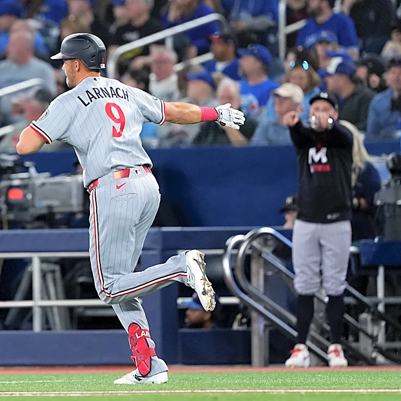 Twins 7, Blue Jays 4: Just Score Seven Runs at Once