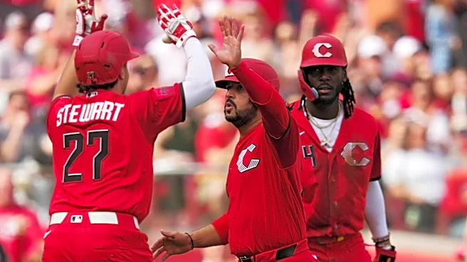 Elly De La Cruz leads Reds past Angels to end losing streak