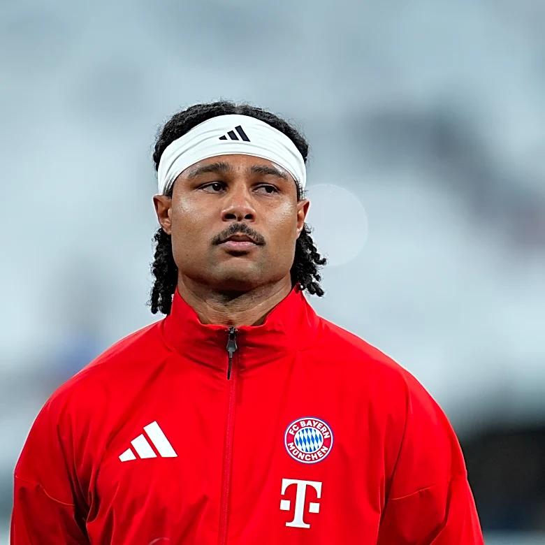 Missing Persons Report: Serge Gnabry sidelined for historic Bayern Munich win due to knee issue