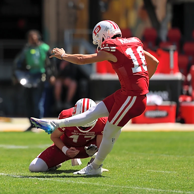 Cardinals former kicker nails another 4-point field goal