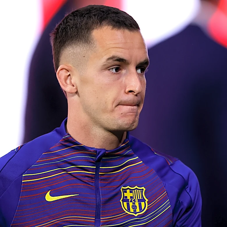 Why Marc Casado is now willing to listen to offers to leave Barcelona in €20m transfer