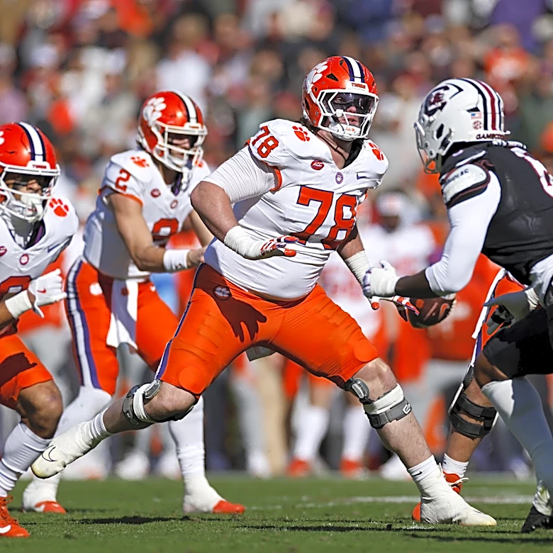 Clemson Offense SWOT: Weaknesses & Opportunities