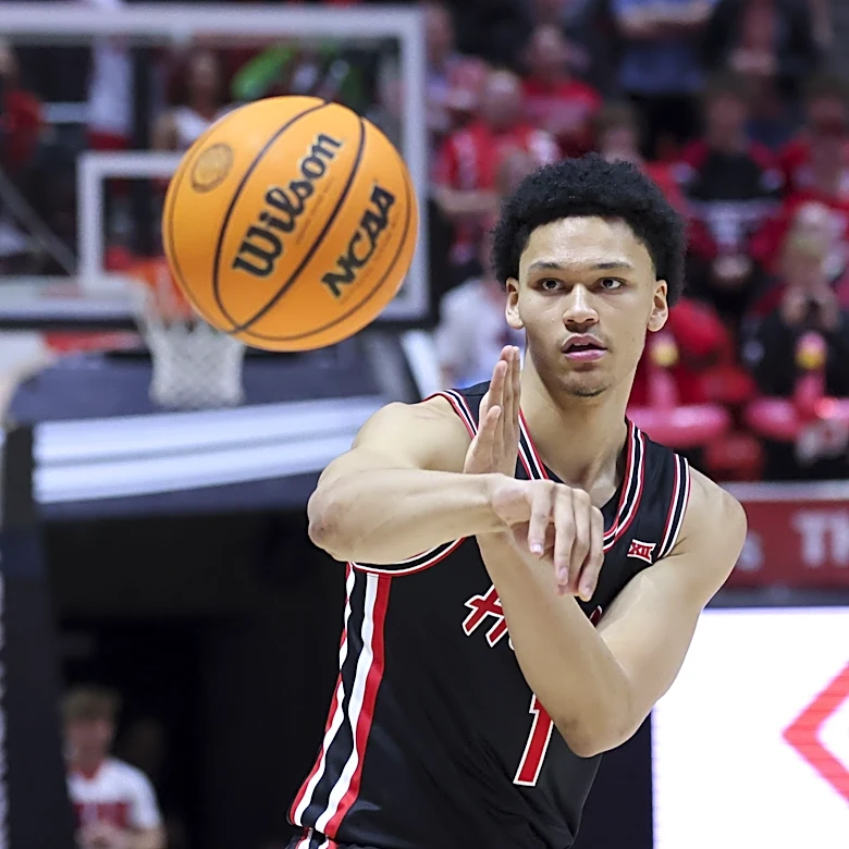 Gonzaga Snags First Transfer, Houston Wing Isiah Harwell