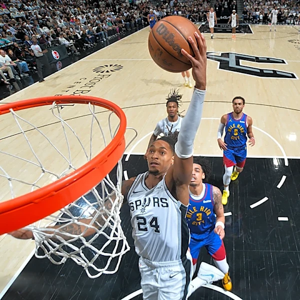 Spurs close regular season with home loss to Nuggets