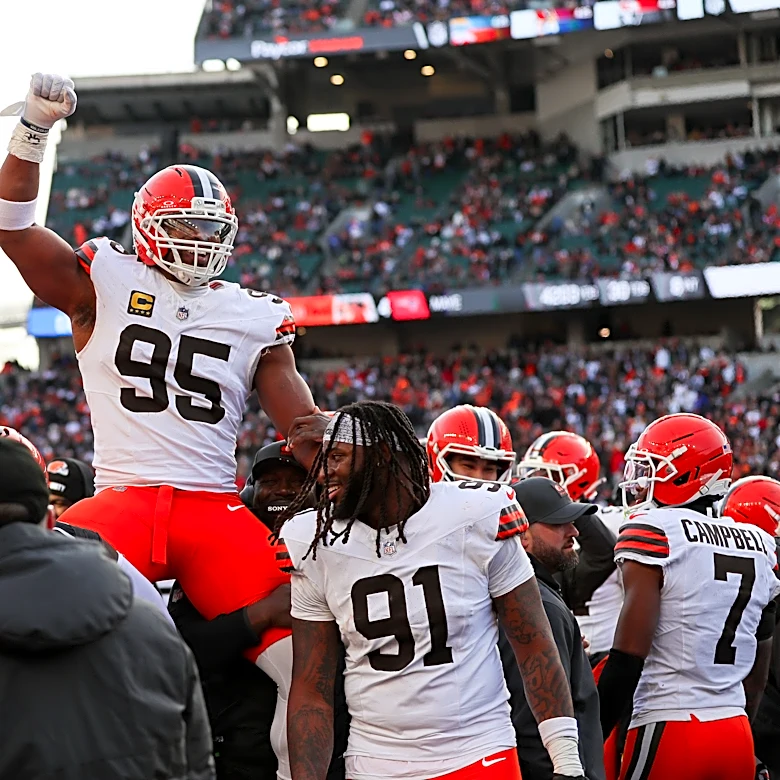 Cowboys news: The ‘win-now, veteran trades’ mock draft