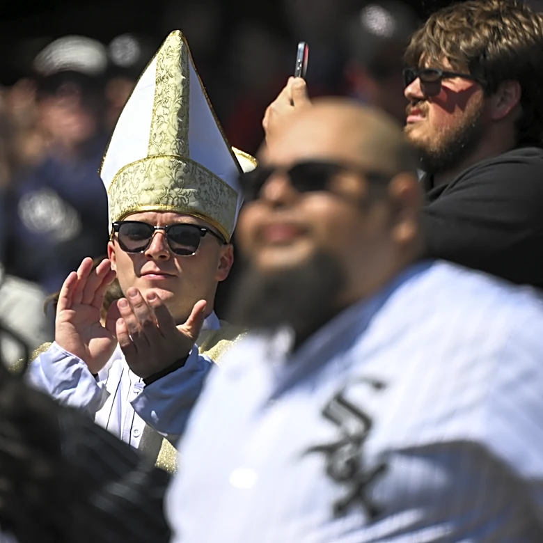 MLB News: Ichiro Suzuki statue, Mason Miller, Phil Garner, Jo Adell, White Sox Pope promo