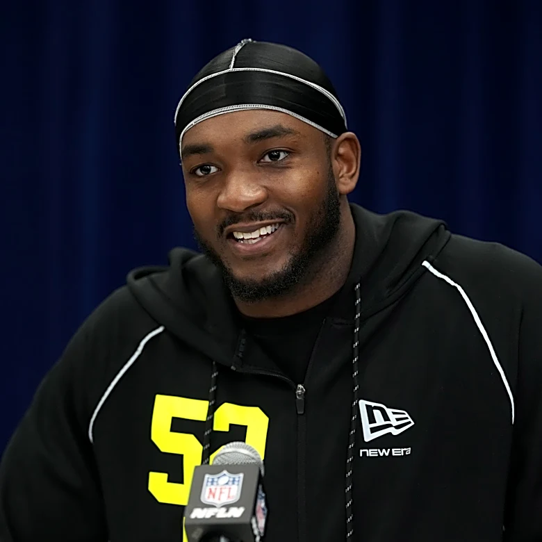 NFL Draft Profile: Michigan Football edge rusher Derrick Moore