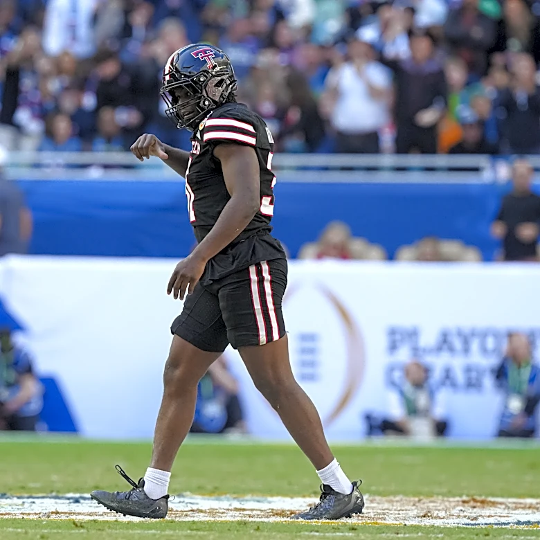 Arizona Cardinals fans want a pass rusher with the third overall pick in the 2026 NFL Draft